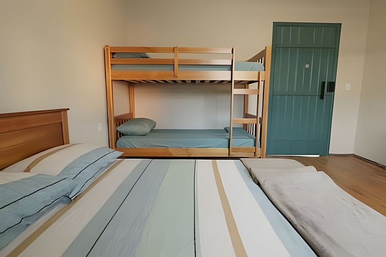 Quarto I - no centro de Jundiaí